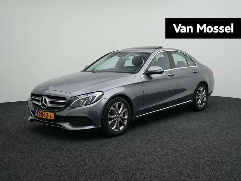 Grijs Gebruikt 2018 Mercedes C180 Edition Sedan | € 20.900 (Super prijs) - Afbeelding 1/4