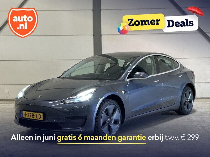 Grijs Gebruikt 2020 Tesla Model 3 Standard Range Sedan | € 19.745 (Goede deal) - Afbeelding 1/4