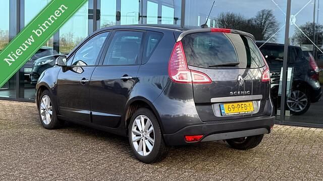 Occasion Renault Scénic III Dynamique 110 PK (80 kW) 2011 Grijs MPV