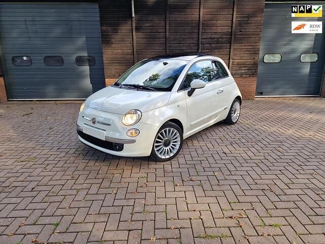 Wit Gebruikt 2015 Fiat 500 Lounge Hatchback | € 6.275 (Eerlijke prijs) - Afbeelding 1/4