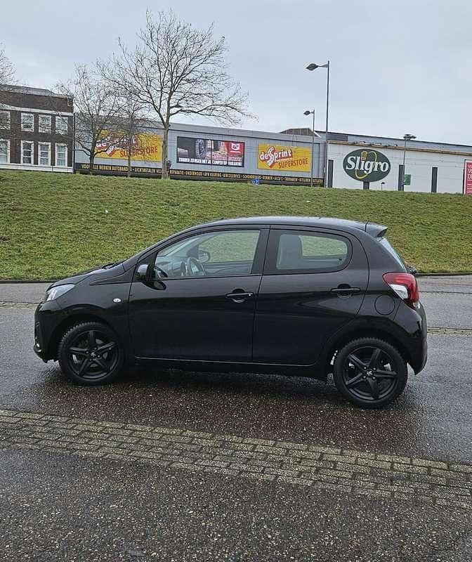 Occasion Peugeot 108 Active 69 PK (50 kW) 2018 Zwart Sedan