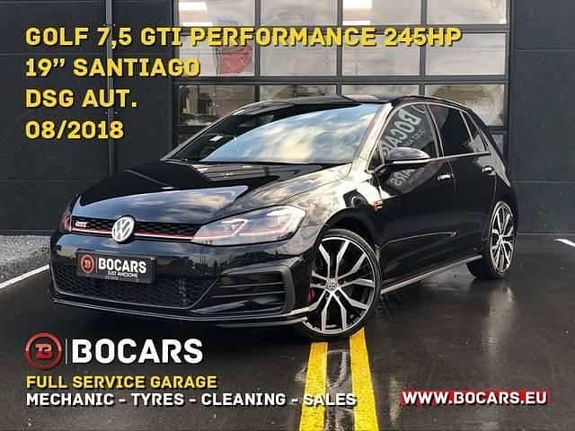 Zwart Gebruikt 2018 VW Golf Sedan | € 26.800 (Eerlijke prijs) - Afbeelding 1/4