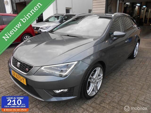 Grijs Gebruikt 2016 Seat Leon ST CONNECT Stationwagen | € 12.950 (Eerlijke prijs) - Afbeelding 1/4