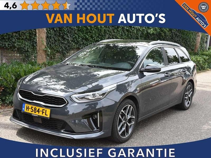 Grijs, metallic lak Gebruikt 2020 Kia Ceed Sportswagon GT-Line Stationwagen | € 16.450 (Eerlijke prijs) - Afbeelding 1/4
