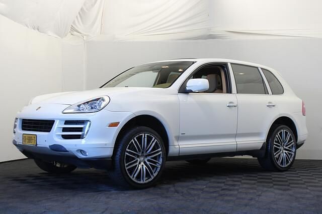Wit Occasion 2009 Porsche Cayenne SUV | € 8.450 - Afbeelding 1/4