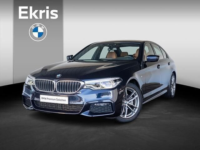 Zwart Occasion 2020 BMW 520 Executive Sedan | € 29.995 (Eerlijke prijs) - Afbeelding 1/4