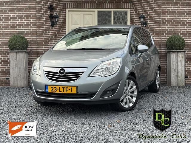 Grijs Occasion 2010 Opel Meriva Cosmo MPV | € 4.250 (Eerlijke prijs) - Afbeelding 1/4