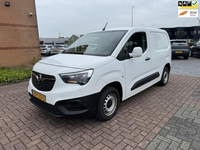Wit Gebruikt 2020 Opel Combo Edition MPV | € 7.500 (Goede deal) - Afbeelding 1/4