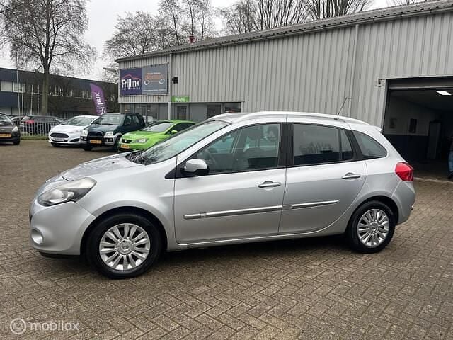 Occasion Renault Clio GrandTour Collection 104 PK (76 kW) 2011 Grijs Stationwagen