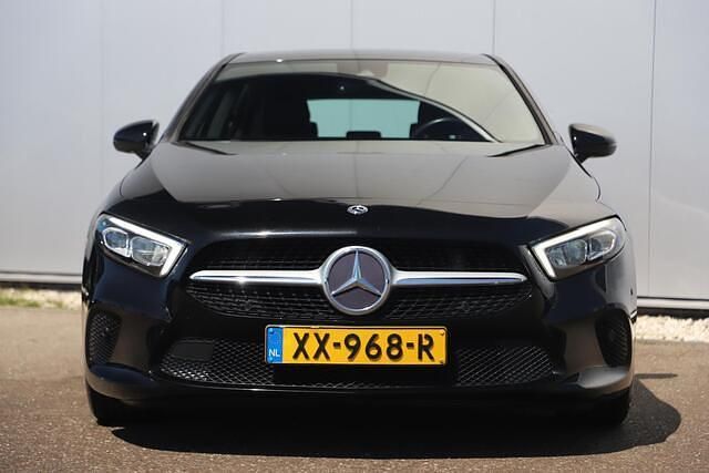 Occasion Mercedes A180 Business 116 PK (85 kW) 2019 Zwart Hatchback