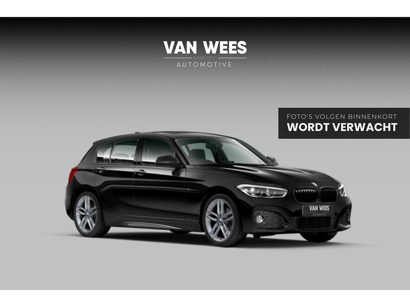 Zwart Gebruikt 2016 BMW 120 Executive Hatchback | € 19.950 (Eerlijke prijs) - Afbeelding 1/2