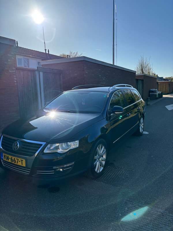 Gebruikt 2010 VW Passat Highline Stationwagen | € 3.500 (Eerlijke prijs) - Afbeelding 1/4