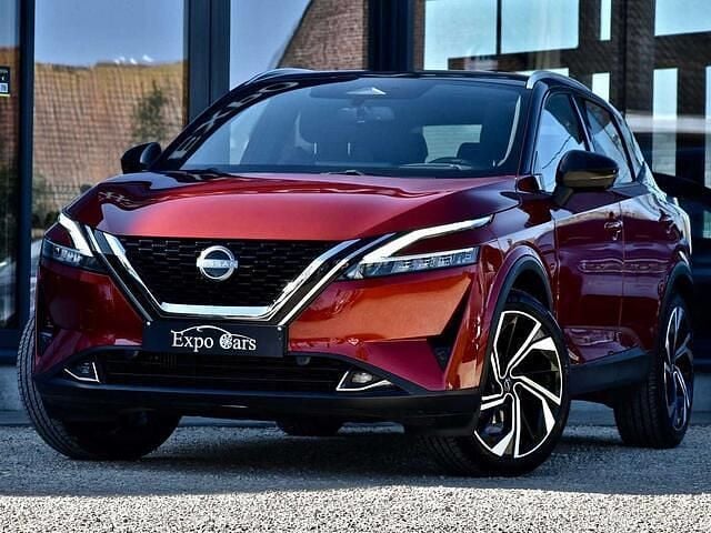 Rood Occasion 2023 Nissan Qashqai Tekna+ SUV | € 28.000 (Super prijs) - Afbeelding 1/4