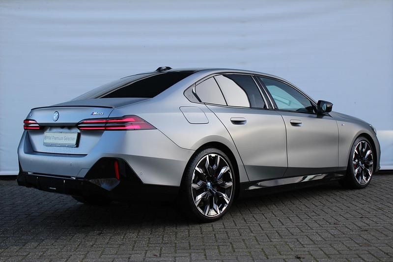 Occasion BMW i5 Comfort Edition 442 kW (601 PK) 2023 Grijs Sedan