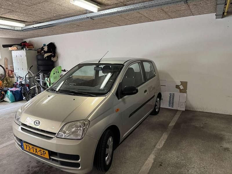 Beige Gebruikt 2007 Daihatsu Cuore Hatchback | € 1.699 (Eerlijke prijs) - Afbeelding 1/4