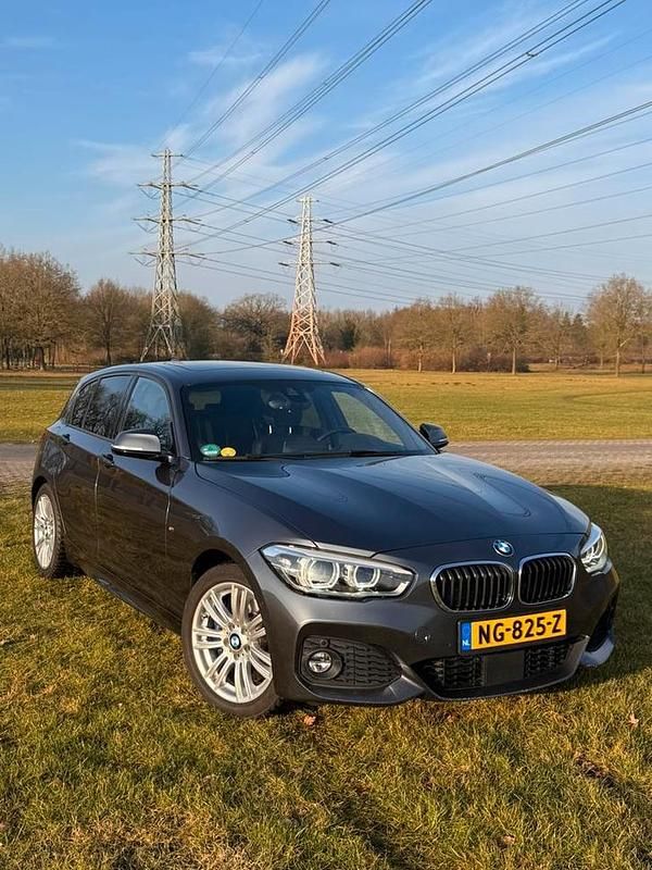 Gebruikt 2016 BMW 120 Executive Hatchback | € 17.500 - Afbeelding 1/4