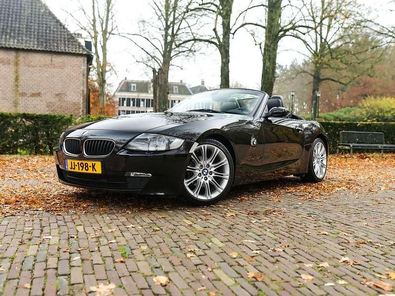 Zwart Gebruikt 2006 BMW Z4 Executive Cabriolet | € 11.499 (Eerlijke prijs) - Afbeelding 1/4