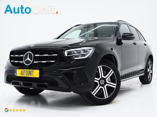 Zwart Gebruikt 2021 Mercedes GLC300 Premium SUV | € 39.840 (Eerlijke prijs) - Afbeelding 1/4