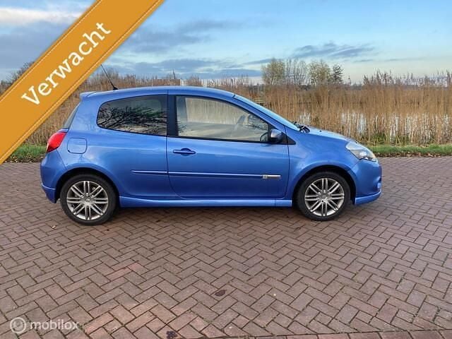 Blauw Occasion 2010 Renault Clio R.S. GT Hatchback | € 5.950 (Eerlijke prijs) - Afbeelding 1/2