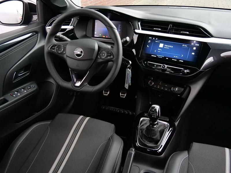 Occasion Opel Corsa GS Line 101 PK (74 kW) 2024 Blauw Hatchback