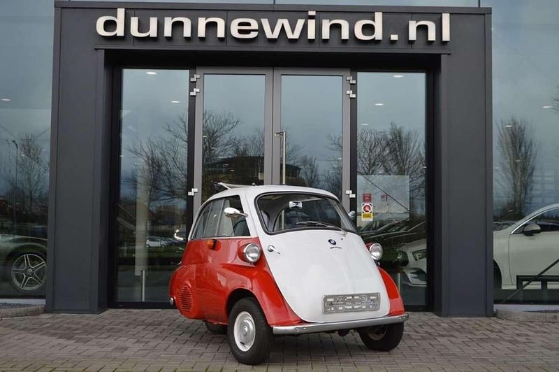 Rood Gebruikt 1959 BMW Isetta 300 Coupé | € 29.500 - Afbeelding 1/4