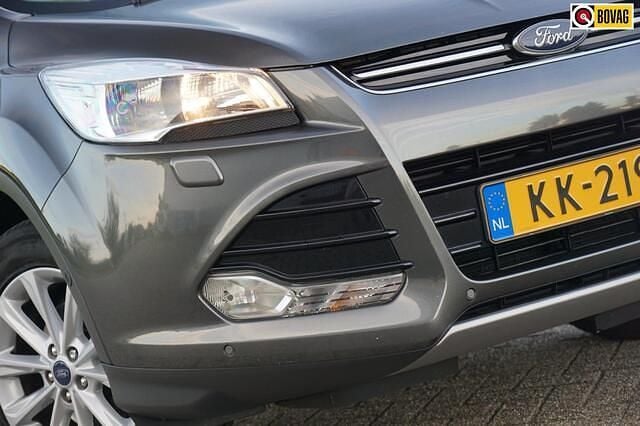 Grijs Gebruikt 2016 Ford Kuga Titanium SUV | € 11.925 (Goede deal) - Afbeelding 1/4