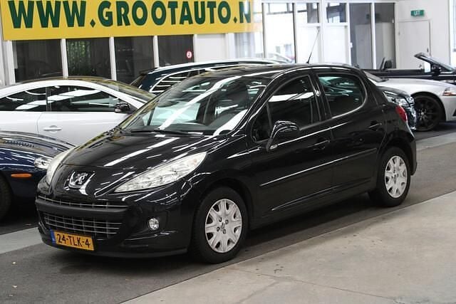 Zwart Gebruikt 2012 Peugeot 207 Active Hatchback | € 2.744 (Super prijs) - Afbeelding 1/4