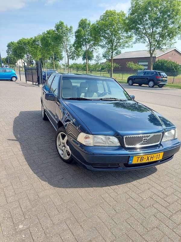 Blauw Gebruikt 1998 Volvo S70 Sedan | € 5.700 - Afbeelding 1/4