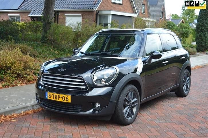 Zwart Gebruikt 2014 Mini Cooper Countryman SUV | € 8.495 (Eerlijke prijs) - Afbeelding 1/4