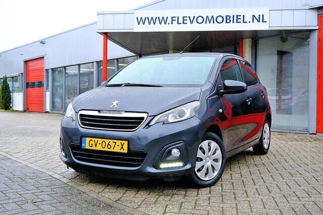 Grijs Gebruikt 2015 Peugeot 108 Active Hatchback | € 8.950 (Eerlijke prijs) - Afbeelding 1/4