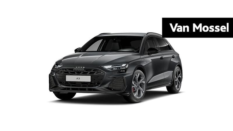 Bruin Occasion 2025 Audi A3 Sportback e-tron Competition Hatchback | € 49.900 (Eerlijke prijs) - Afbeelding 1/4