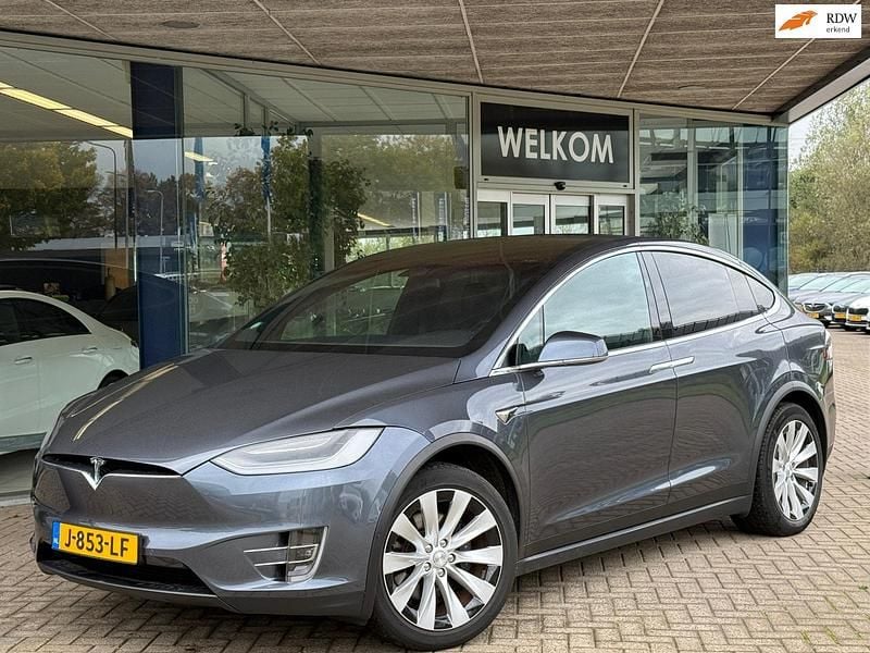 Grijs Gebruikt 2020 Tesla Model X Long Range AWD SUV | € 37.745 - Afbeelding 1/4