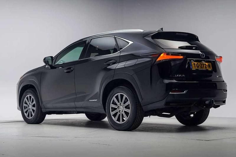 Occasion Lexus NX300h Business Edition 155 PK (114 kW) 2016 Zwart SUV