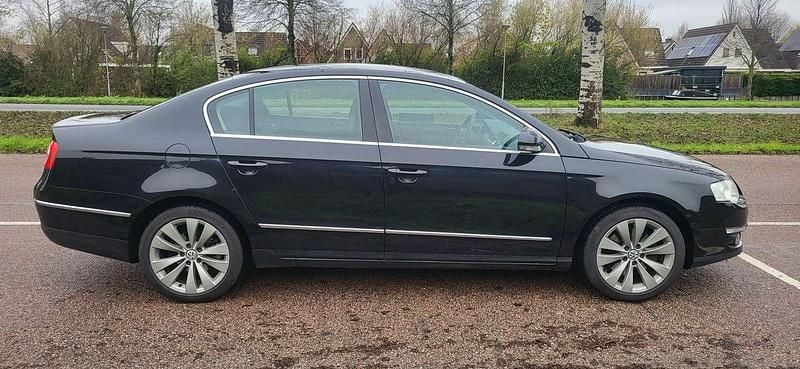 Gebruikt 2008 VW Passat Comfortline Sedan | € 1.750 (Super prijs) - Afbeelding 1/4