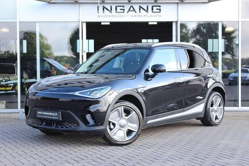 Zwart, metallic lak Gebruikt 2023 Smart #1 Edition #1 SUV | € 27.800 (Goede deal) - Afbeelding 1/4