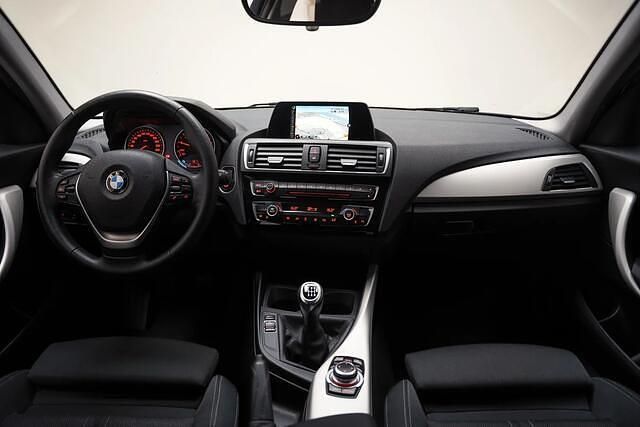 Occasion BMW 116 Executive 109 PK (80 kW) 2016 Blauw Hatchback