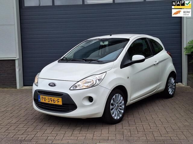 Wit Gebruikt 2012 Ford Ka Limited Hatchback | € 4.750 (Eerlijke prijs) - Afbeelding 1/4
