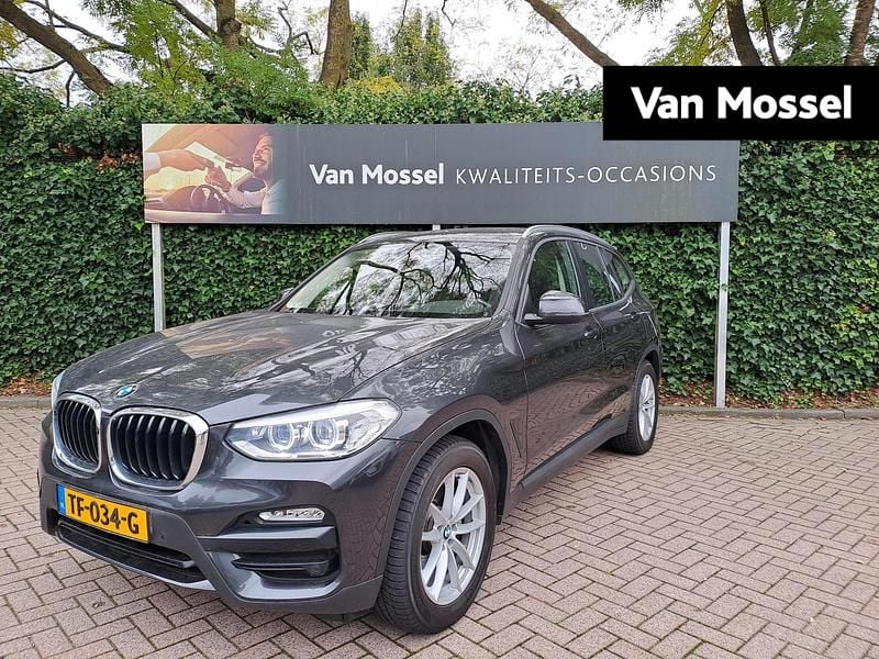 Grijs Gebruikt 2018 BMW X3 Executive SUV | € 33.900 (Goede deal) - Afbeelding 1/4