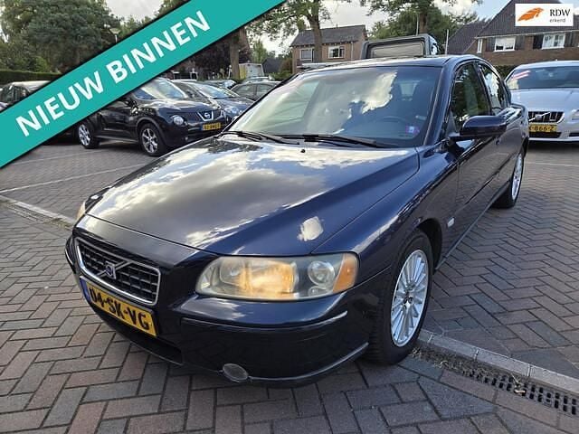 Blauw Gebruikt 2006 Volvo S60 Sedan | € 1.999 (Eerlijke prijs) - Afbeelding 1/4