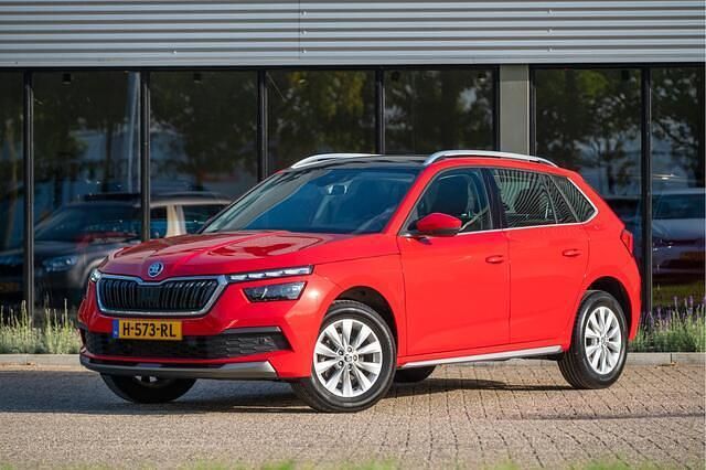 Rood Gebruikt 2020 Skoda Kamiq Style SUV | € 17.750 (Eerlijke prijs) - Afbeelding 1/4