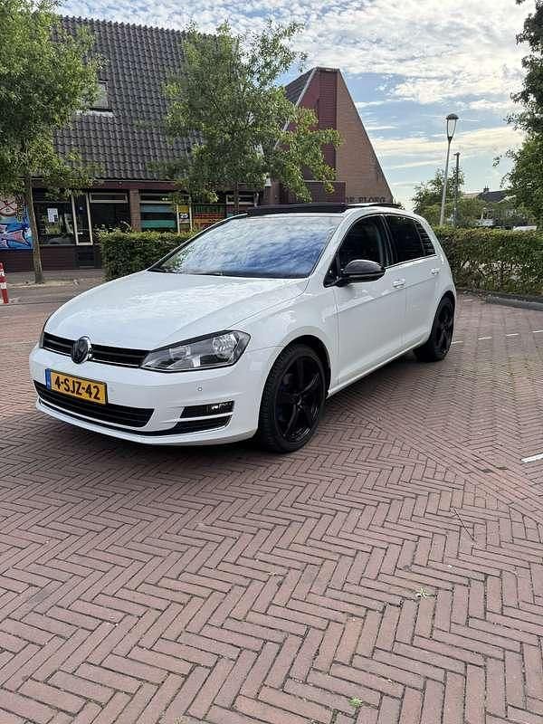 Wit Gebruikt 2013 VW Golf VII Highline Stationwagen | € 9.000 (Eerlijke prijs) - Afbeelding 1/4