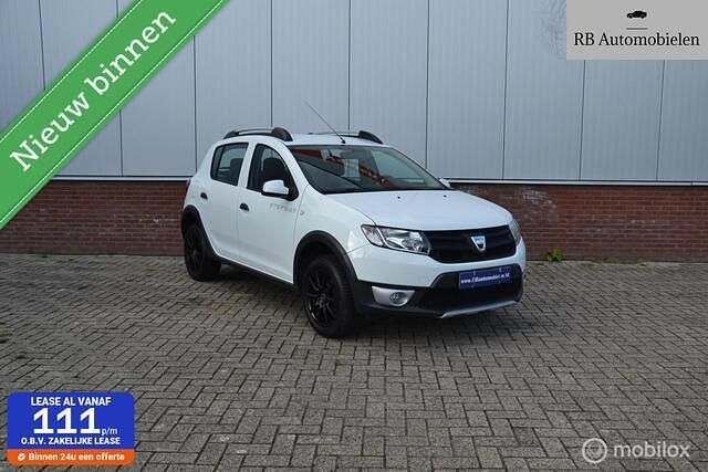 Wit Gebruikt 2015 Dacia Sandero Stepway Ambiance Hatchback | € 6.750 (Eerlijke prijs) - Afbeelding 1/4