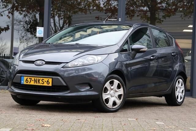 Grijs Occasion 2010 Ford Fiesta Limited Hatchback | € 3.995 (Eerlijke prijs) - Afbeelding 1/4
