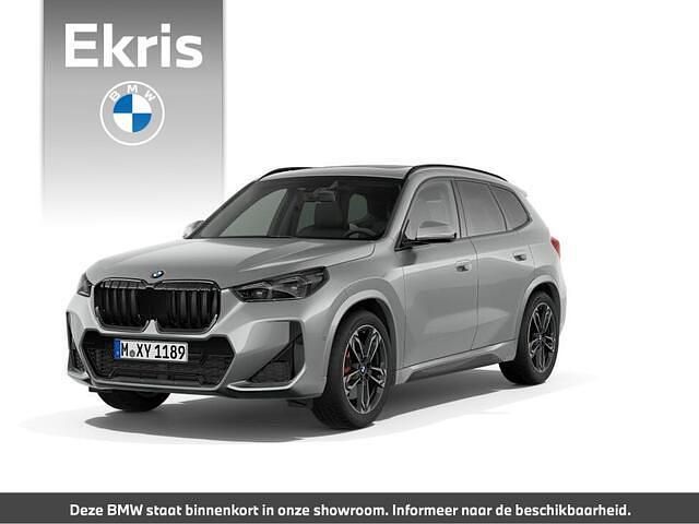 Zilver Nieuw 2025 BMW X1 M Sport SUV | € 72.068 - Afbeelding 1/4