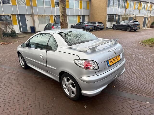 Occasion Peugeot 206 CC 109 PK (80 kW) 2004 Grijs Cabriolet