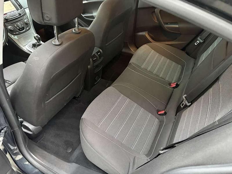 Occasion Opel Insignia Business 142 PK (104 kW) 2014 Zwart Hatchback