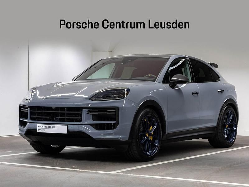 Grijs Gebruikt 2024 Porsche Cayenne Turbo SUV | € 204.900 - Afbeelding 1/4