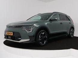 Groen metallic Gebruikt 2022 Kia e-Niro 3 SUV | € 29.445 (Goede deal) - Afbeelding 1/3