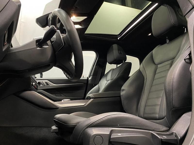 M portimao blau (blauw metallic) Gebruikt 2024 BMW 420 Gran Coupé Executive Coupé | € 49.880 - Afbeelding 1/2
