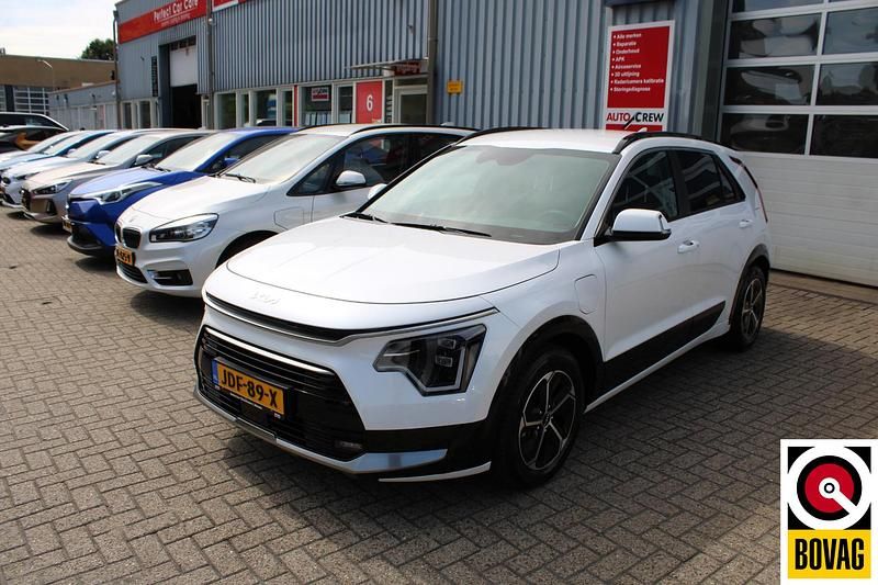 Wit Gebruikt 2022 Kia Niro SUV | € 28.950 (Eerlijke prijs) - Afbeelding 1/4